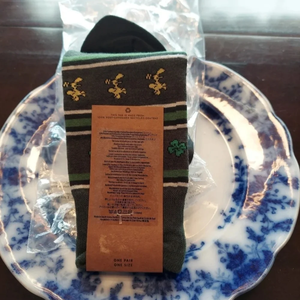 J.CREW Peanuts® X. J.Crew socks Four Leaf Clovers & Woodstock Peanuts BNWT SO
